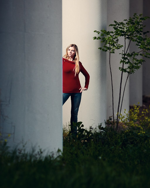 austin portrait photographer girl near columns editorial 