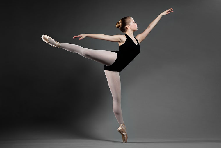 Austin photographer capture ballet action in studio for a dance audition